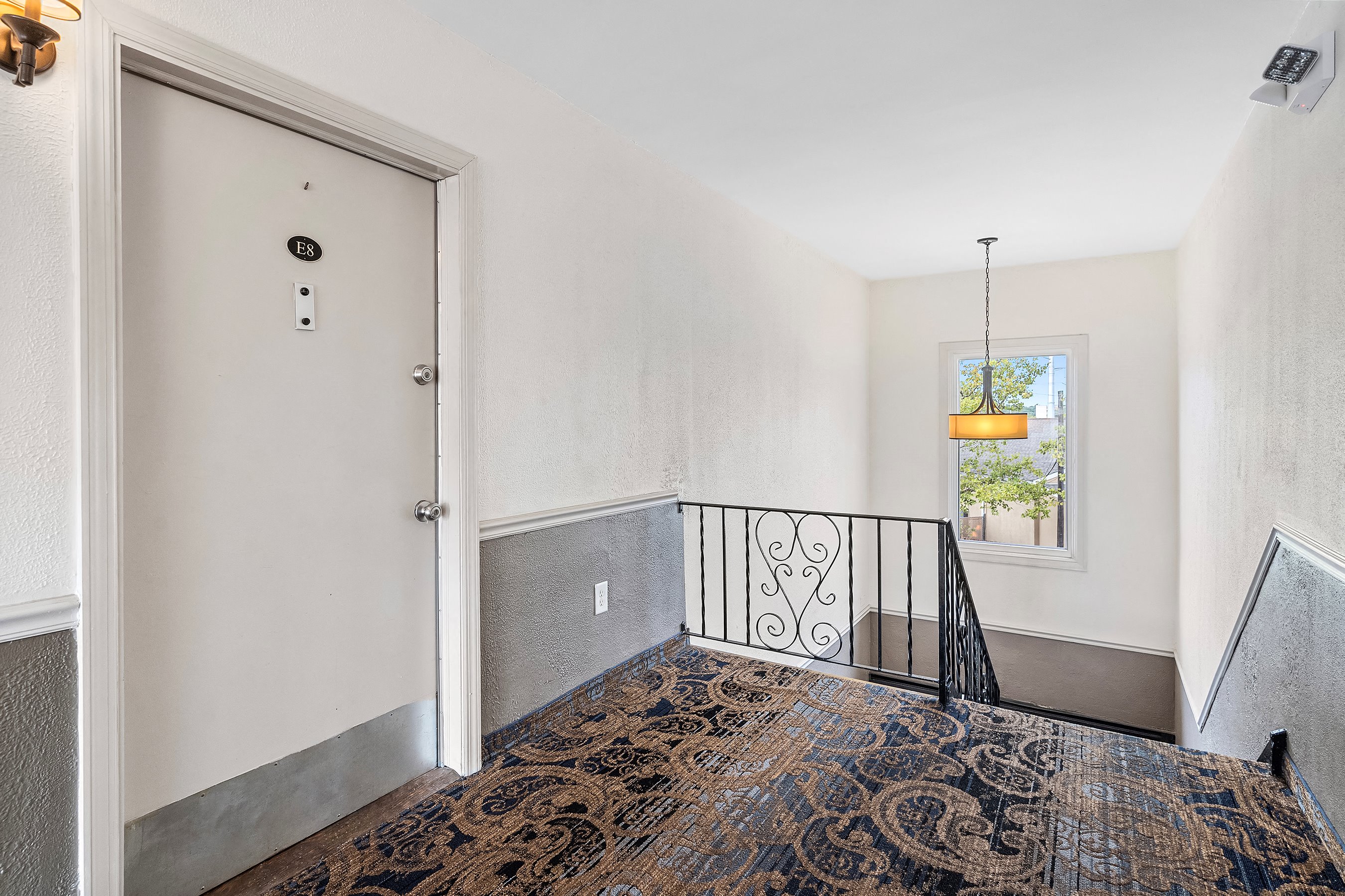 Gallery Photo 16